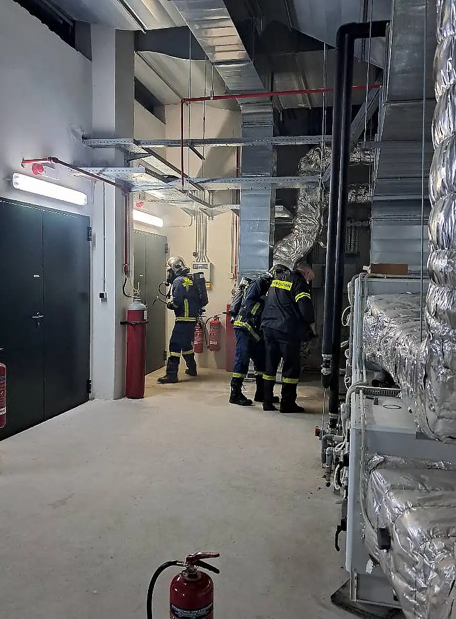 Αποφύγαμε τα χειρότερα….Καπνοί στη δημοτική βιβλιοθήκη Κοζάνης