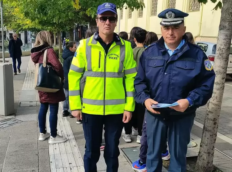 «Ελεύθερη πρόσβαση για όλους … σε κάθε γωνιά της πόλης» «Ελεύθερη πρόσβαση για όλους … σε κάθε γωνιά της πόλης»