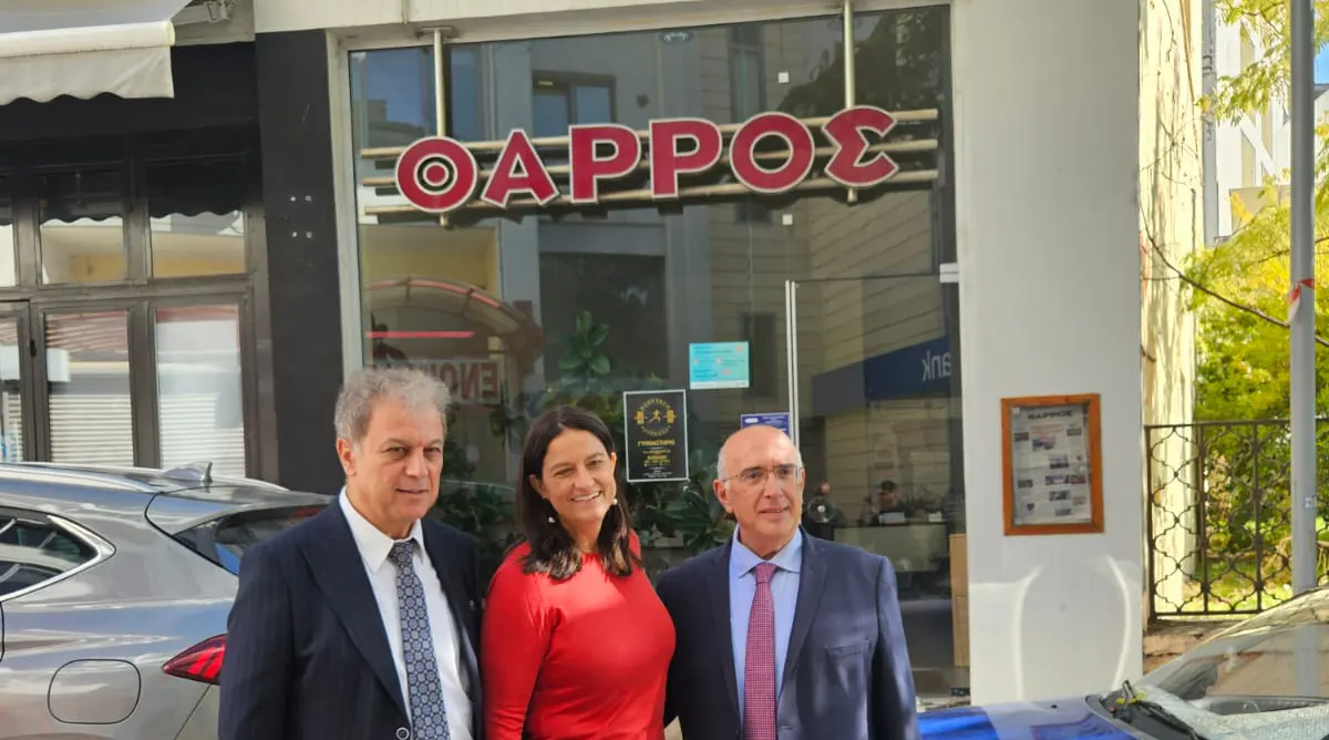 “Επιθεώρηση” της υπουργού στο “Θάρρος”