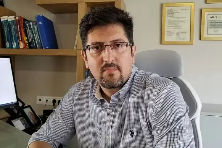 Γιάννης Κορκάς: Ευχαριστίες στον γιατρό Ιορδάνη Ρωμιόπουλο Γιάννης Κορκάς: ευχαριστίες στον γιατρό Ιορδάνη Ρωμιόπουλο