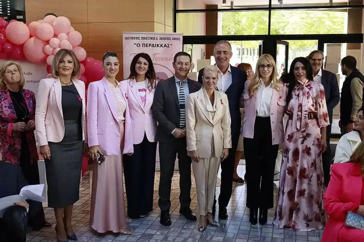 Ηχηρό μήνυμα ζωής, δύναμης, αγάπης και ελπίδας, στην εκδήλωση «Pink Gala» Ηχηρό μήνυμα ζωής, δύναμης, αγάπης και ελπίδας, στην εκδήλωση «pink Gala»