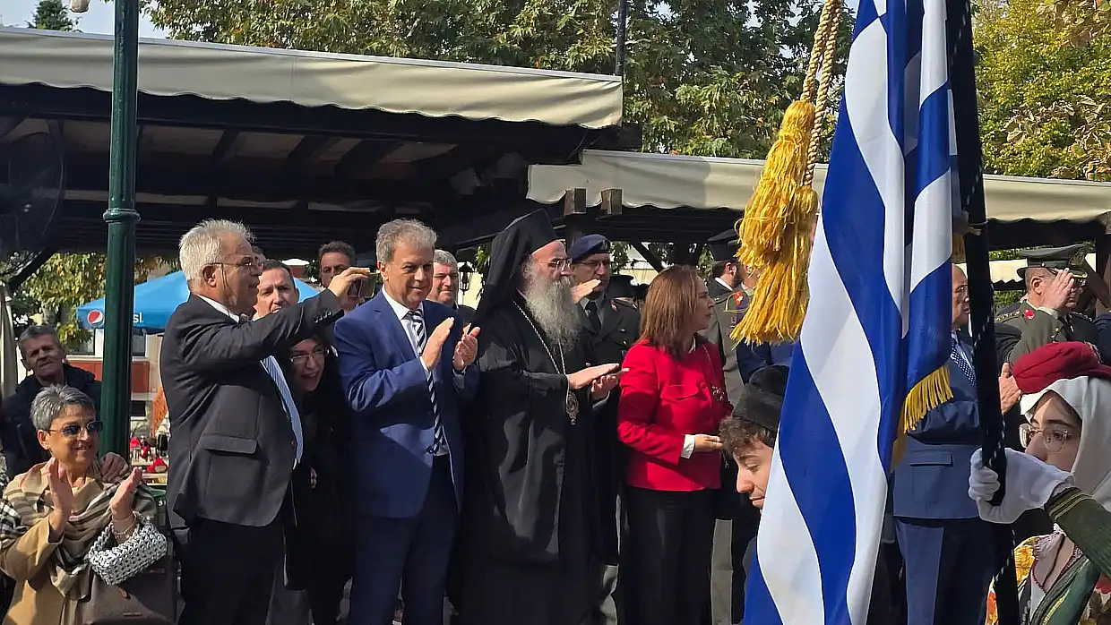 Ήμερα επετείου για το Βελβεντό Ήμερα επετείου για το Βελβεντό