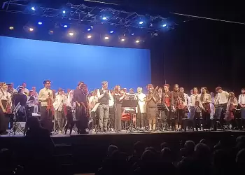 Κοζάνη: Συγκίνησε το μουσικό ταξίδι στο έργο του Μίκη Θεοδωράκη