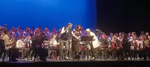 Κοζάνη: Συγκίνησε το μουσικό ταξίδι στο έργο του Μίκη Θεοδωράκη Κοζάνη: Συγκίνησε το μουσικό ταξίδι στο έργο του Μίκη Θεοδωράκη