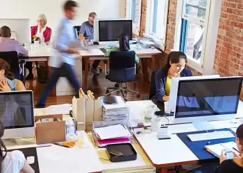 Οι 8 αλλαγές που φέρνει το εργασιακό νομοσχέδιο Οι 8 αλλαγές που φέρνει το εργασιακό νομοσχέδιο