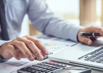 Οι απλήρωτοι φόροι στο 8μηνο έφτασαν τα €5,7 δισ. – Στα €111,62 δις. τα ληξιπρόθεσμα χρέη στην εφορία