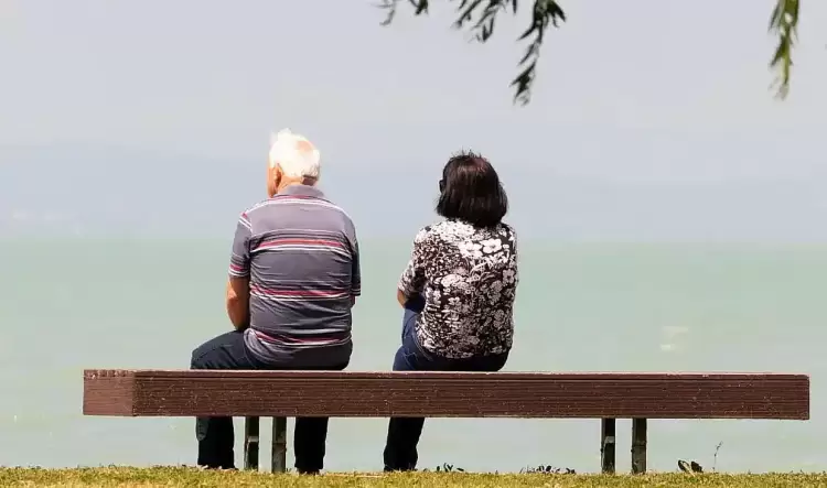 Όρια ηλικίας σύνταξης 2027–2030 - Ποιοι ασφαλισμένοι εξαιρούνται και ποιοι θίγονται Όρια ηλικίας σύνταξης 2027–2030 – Ποιοι ασφαλισμένοι εξαιρούνται και ποιοι θίγονται