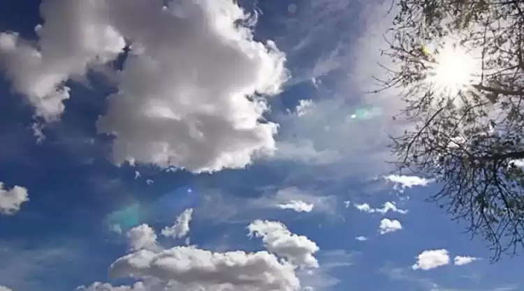 Πώς θα είναι ο καιρός σε Κοζάνη και Δυτική Μακεδονία σήμερα Παρασκευή, 10 Οκτωβρίου 2025: Γενικά αίθριος με αραιές νεφώσεις