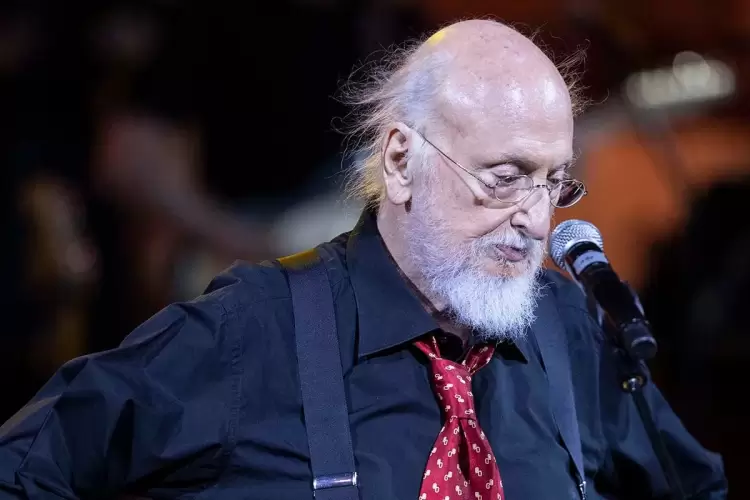 Ο Σαββόπουλος έφυγε και ορφανέψαμε Ο Σαββόπουλος έφυγε και ορφανέψαμε