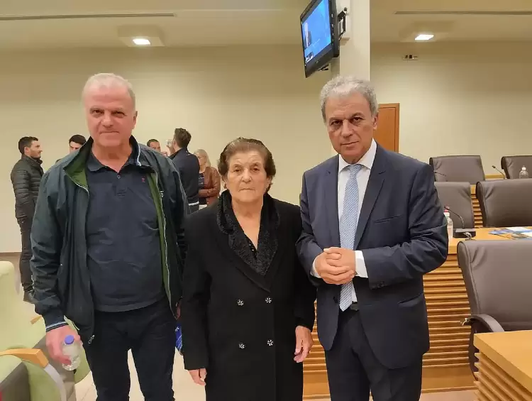 Συλλυπητήριο μήνυμα του Συλλόγου Υπαλλήλων Περιφέρειας για το θάνατο της μητέρας του Περιφερειάρχη Δυτικής Μακεδονίας Συλλυπητήριο μήνυμα του Συλλόγου Υπαλλήλων Περιφέρειας για το θάνατο της μητέρας του Περιφερειάρχη Δυτικής Μακεδονίας