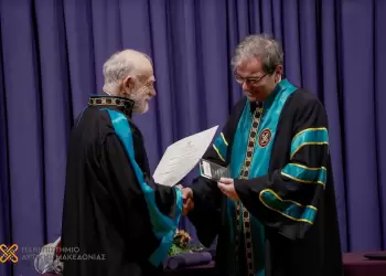 O Γιώργος Λιάνης Επίτιμος Διδάκτορας του Πανεπιστημίου Δυτικής Μακεδονίας