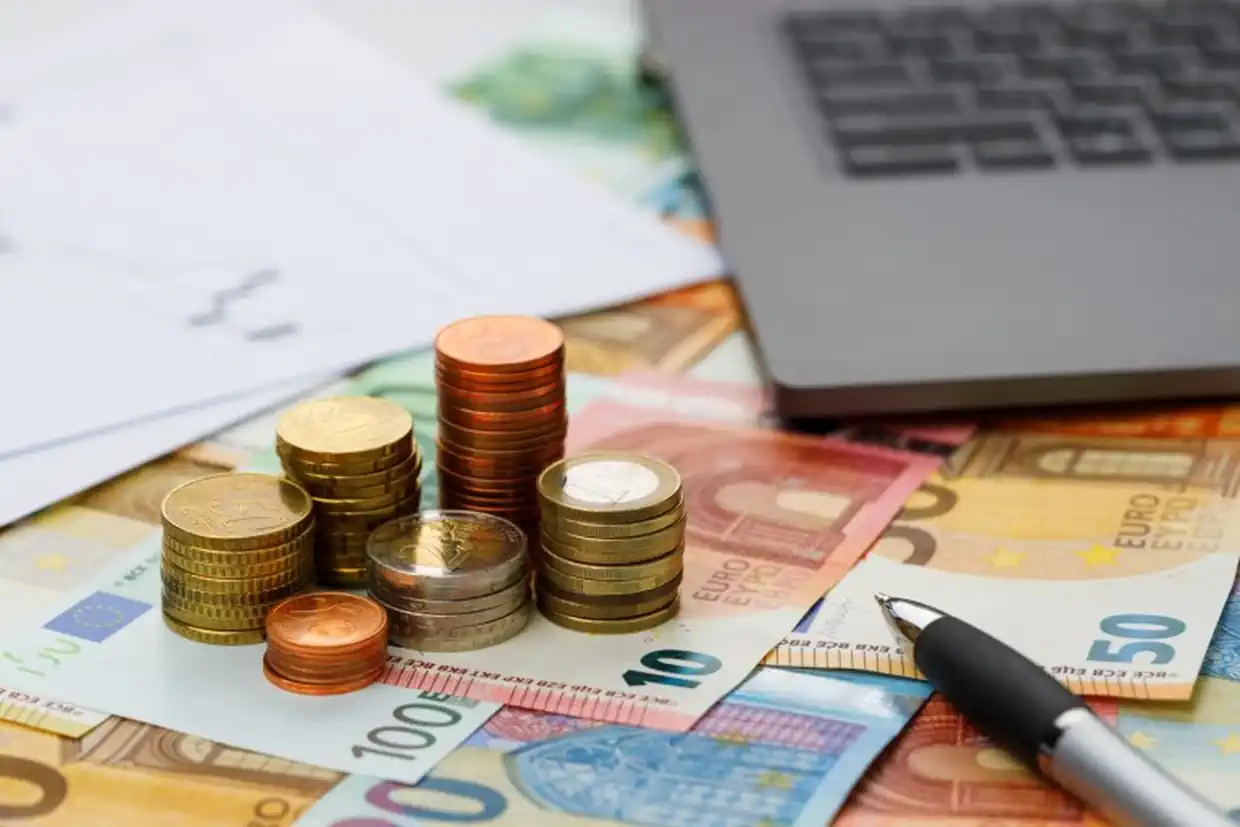 Αλλαγές στον εξωδικαστικό και στις πληρωμές Iris με το νέο πολυνομοσχέδιο