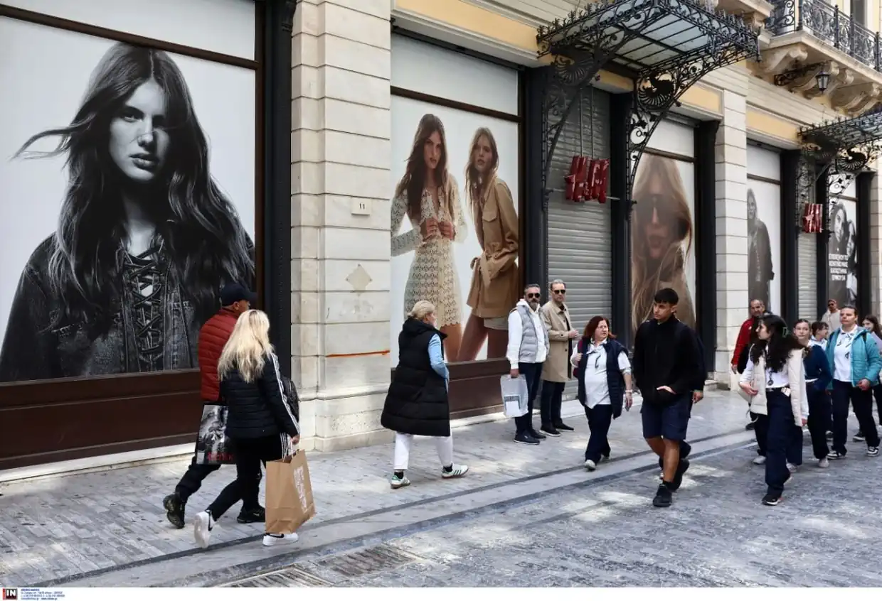 Ανοιχτά καταστήματα: Οι 4 Κυριακές της εορταστικής περιόδου 2025