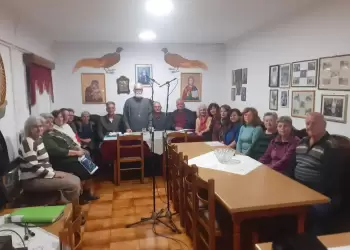 Διδασκαλία και εγγραφή παραδοσιακών τραγουδιών της Πρωτοχρονιάς και των Θεοφανείων