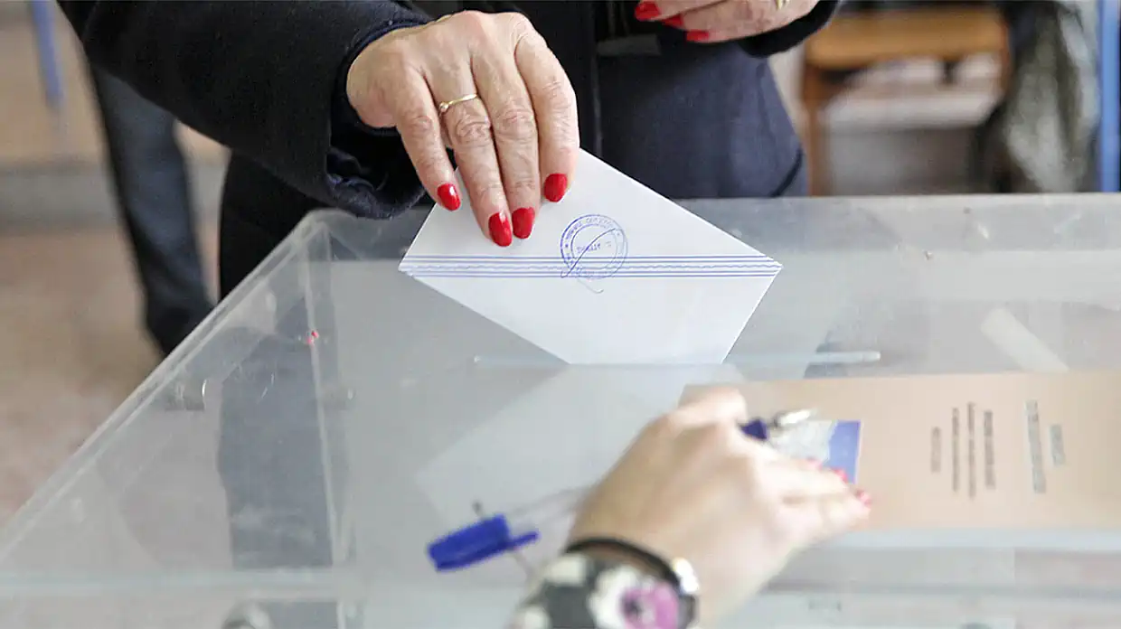 Δημοσκόπηση Reapolls: Πάνω από το 30% στην εκτίμηση η ΝΔ