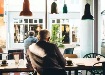 ΕΦΚΑ: Πλήρης ψηφιοποίηση ενσήμων έως το 2026 – Συντάξεις σε έναν μήνα από το καλοκαίρι 2026