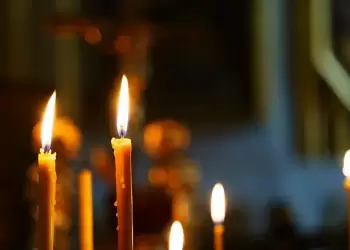 Έφυγε ο δάσκαλος 