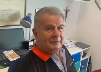 Ένα μεγάλο λάθος του, της βίαιης απολιγνιτοποίησης, προσπαθεί να δικαιολογήσει και να διορθώσει ο πρωθυπουργός