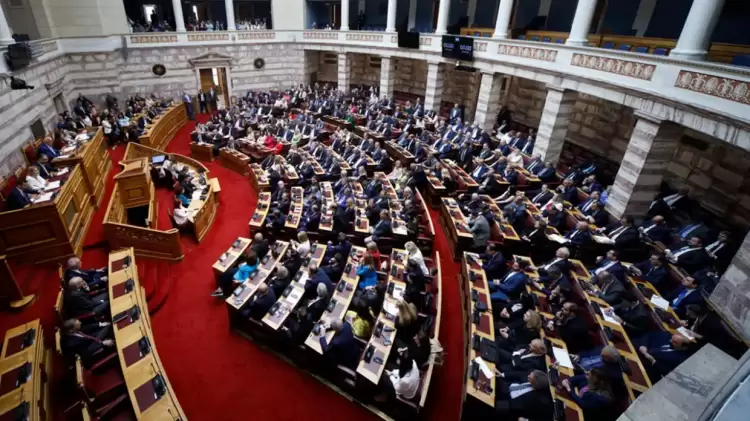 Ερώτηση της «ομάδας των 11» στον υπ. Ενέργειας – Το κόστος ενέργειας επιβαρύνει βιομηχανίες και νοικοκυριά