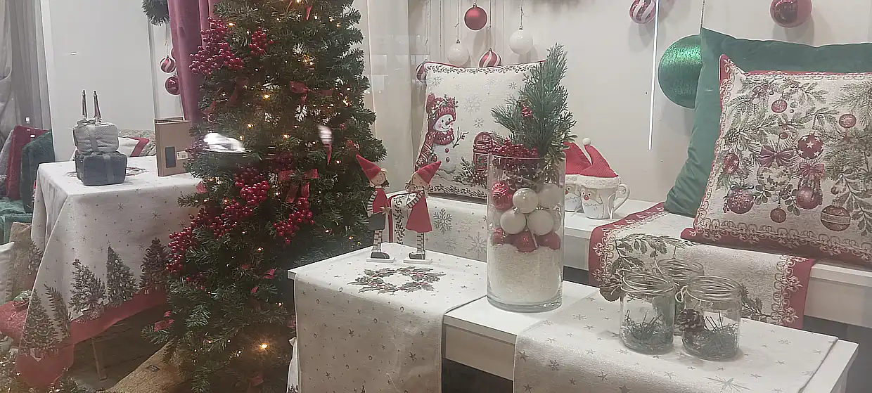 Κοζάνη: Πόλη και καταστηματάρχες ετοιμάζονται για τα Χριστούγεννα Κοζάνη: Πόλη και καταστηματάρχες ετοιμάζονται για τα Χριστούγεννα