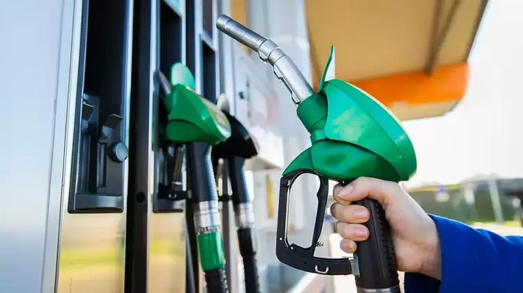 Κυριάκος Πιερρακάκης στο Ecofin: Αίτημα εξαίρεσης φόρου καυσίμων για ναυτιλία, αεροπλοΐα και αγροτικό τομέα