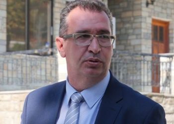 Μηδενισμό των τελών τραπεζοκαθισμάτων ζήτησε  δημοτική παράταξη  στα  Γρεβενά