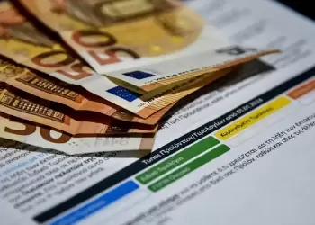 Πολιτική συγκράτησης από ΔΕΗ και μεγάλους παίκτες - Από 13,9 έως 26,4 λεπτά η κιλοβατώρα Πολιτική συγκράτησης από ΔΕΗ και μεγάλους παίκτες – Από 13,9 έως 26,4 λεπτά η κιλοβατώρα