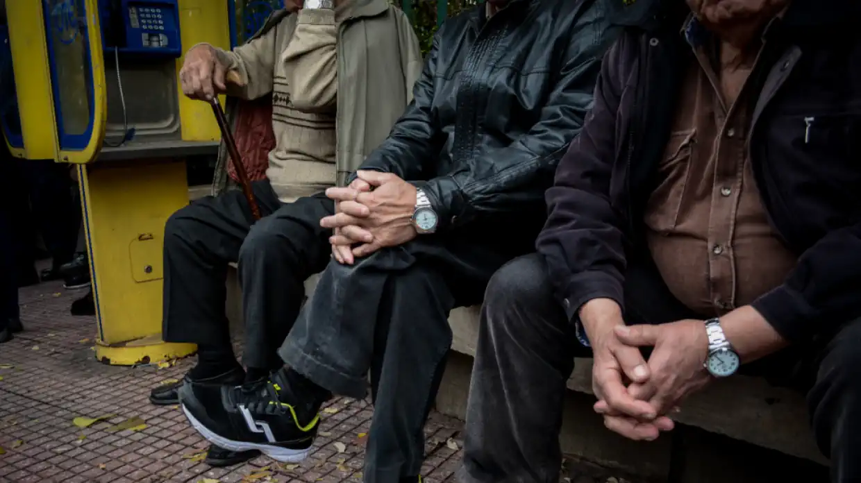 Πώς να εξαγοράσετε πλασματικά έτη για σύνταξη – Κόστος, διαδικασία, προϋποθέσεις