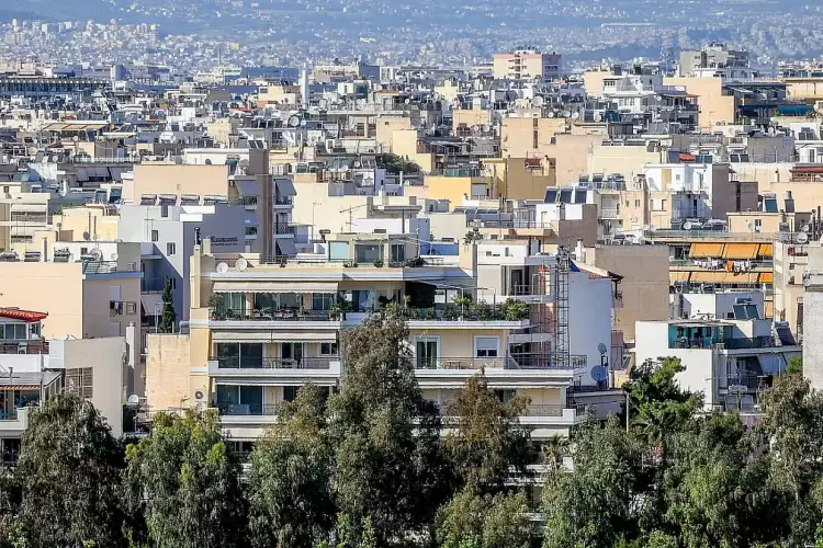 Τέλος στα «ενοίκια στο χέρι» από το 2026 – Υποχρεωτικά τραπεζικά τα μισθώματα