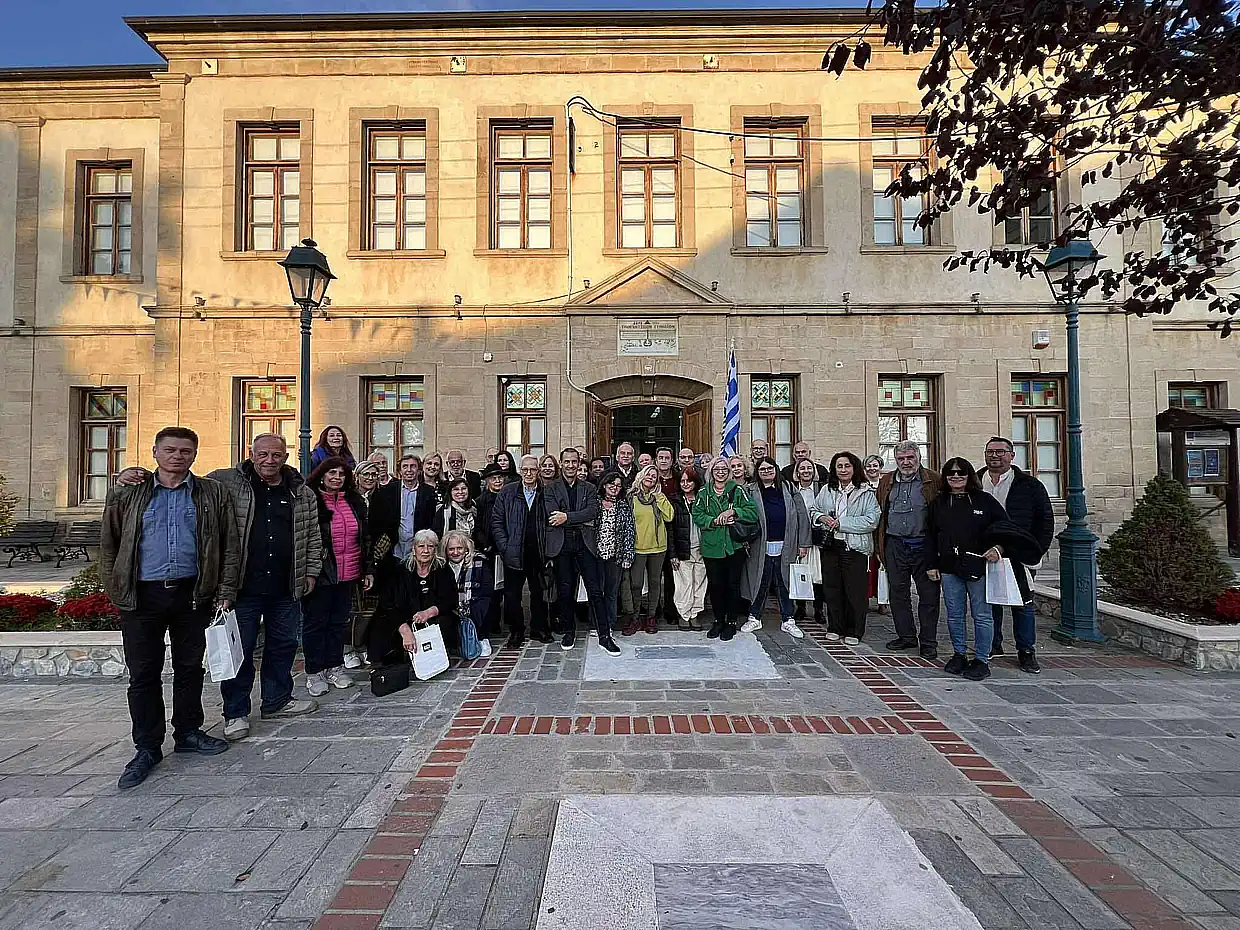 Το “Θάρρος” ήταν εκεί….Σιάτιστα: Όταν οι δημοσιογράφοι δημιουργούν και συναντούν τη λογοτεχνία