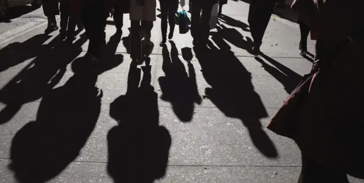 Έρευνα ΕΛΣΤΑΤ για το εργατικό δυναμικό: Στο 8,2% η ανεργία – Γυναίκες και νέοι στα υψηλότερα ποσοστά