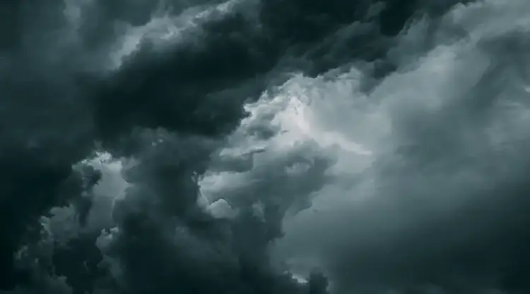 Καιρός: Κόκκινη προειδοποίηση από την ΕΜΥ – Βροχές, καταιγίδες, χαλάζι και άνεμοι έως 9 μποφόρ