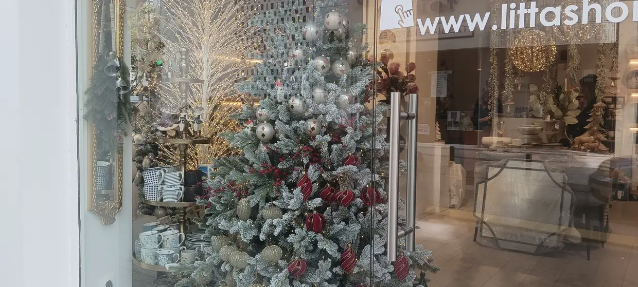 Η Κοζάνη σε Χριστουγεννιάτικους ρυθμούς Η Κοζάνη σε Χριστουγεννιάτικους ρυθμούς