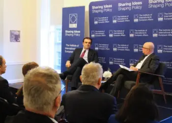 Κυριάκος Πιερρακάκης στο Ινστιτούτο Διεθνών και Ευρωπαϊκών Σχέσεων στο Δουβλίνο: