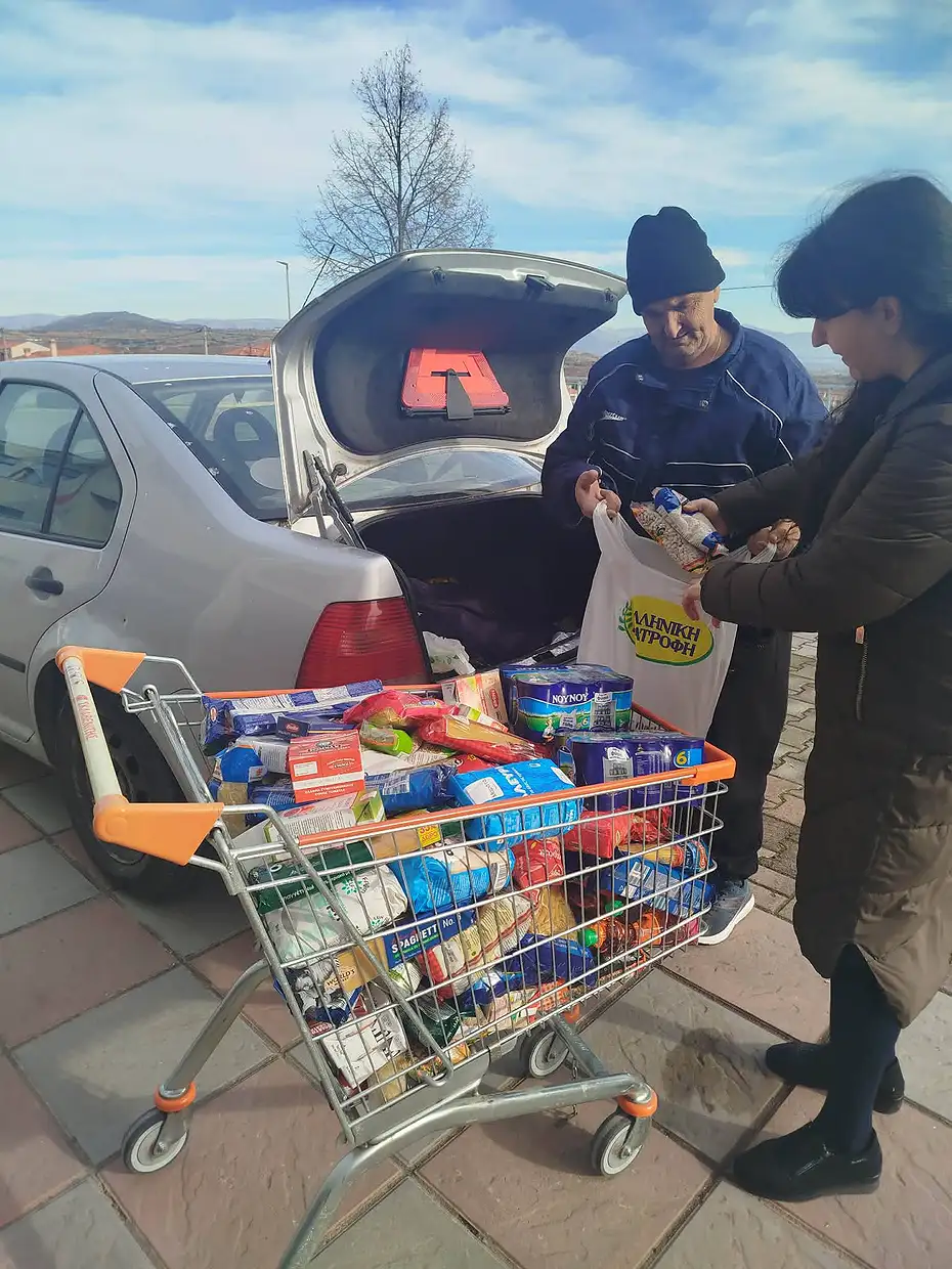 Μαθητές του Καλλιτεχνικού σχολείου Κοζάνης, συγκέντρωσαν τρόφιμα για την ενίσχυση της δομής συσσιτίου του Δήμου Μαθητές του Καλλιτεχνικού σχολείου Κοζάνης, συγκέντρωσαν τρόφιμα για την ενίσχυση της δομής συσσιτίου του Δήμου