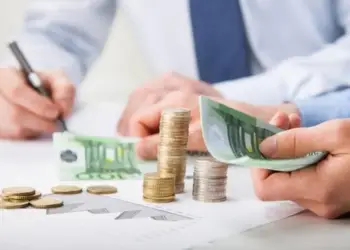 Νέο ιστορικό ρεκόρ στις ρυθμίσεις οφειλών Νοεμβρίου μέσω του Εξωδικαστικού Μηχανισμού