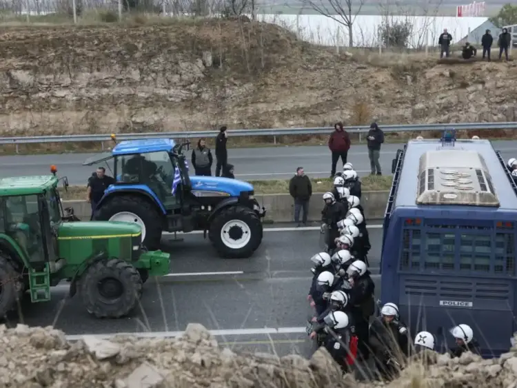 Ψήφισμα της Πανελλήνιας Ομοσπονδίας Συνταξιούχων ΟΤΑ (ΠΟΣ ΟΤΑ) για τη στήριξη του αγώνα των αγροτών