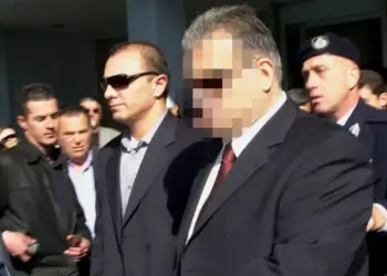 Συνελήφθη στην Κατερίνη ο «Έλληνας Εσκομπάρ» για σκάφος με κοκαΐνη στον Ατλαντικό Συνελήφθη στην Κατερίνη ο «Έλληνας Εσκομπάρ» για σκάφος με κοκαΐνη στον Ατλαντικό