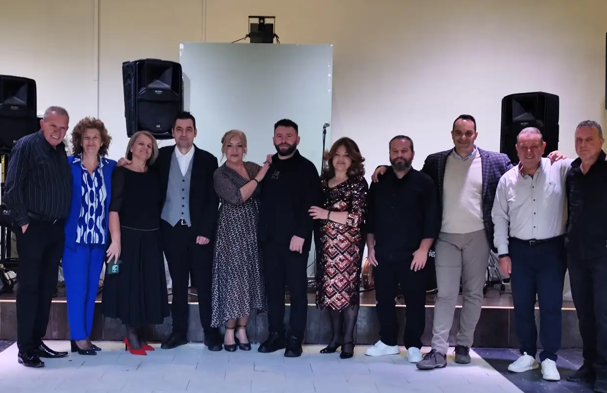 Το έριξαν στη διασκέδαση οι “Φίλοι της Παράδοσης”