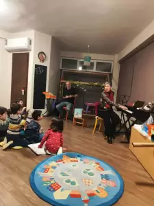 Το “μαγαζάκι στη γωνία” έκλεισε δύο χρόνια λειτουργίας