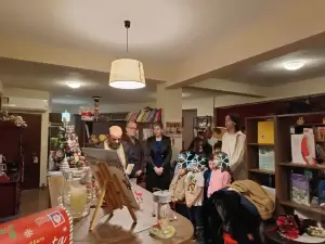 Το μαγαζάκι στη γωνία έκλεισε δύο χρόνια λειτουργίας