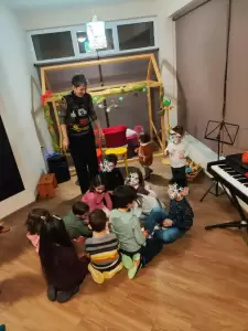 Το “μαγαζάκι στη γωνία” έκλεισε δύο χρόνια λειτουργίας